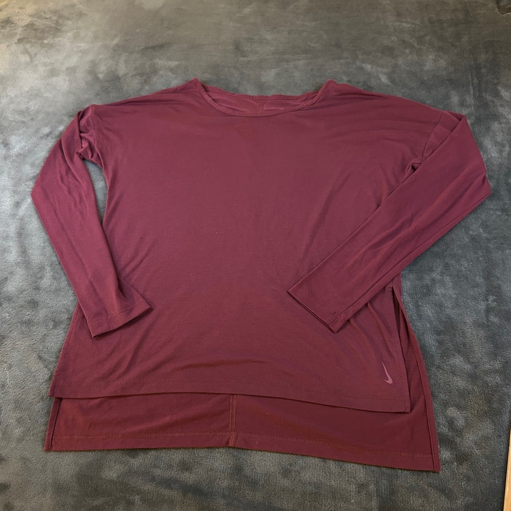 Nike Dri-FIT Long Sleeve‎ Top Athletic Shirt Burgundy Activewear Womens Small